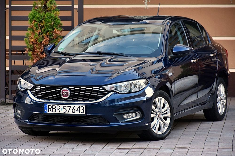 Fiat Tipo 1.4 16v Lounge EU6d - 2