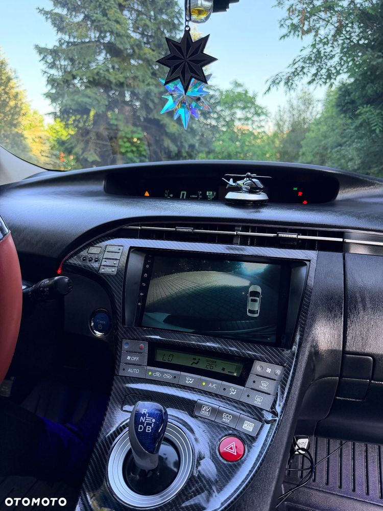 Toyota Prius 1.8 HSD Premium - 14