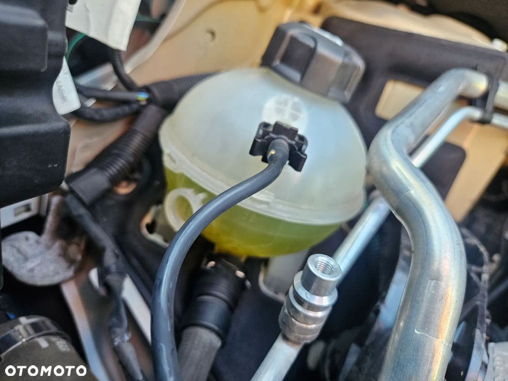 Citroën Berlingo XL 1.2 PureTech Live Pack S&S (7-os.) - 11
