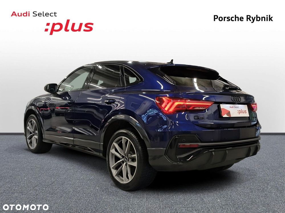 Audi Q3 Sportback - 4