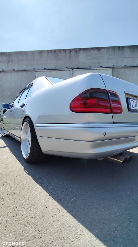 Mercedes-Benz Klasa E 320 Avantgarde - 6