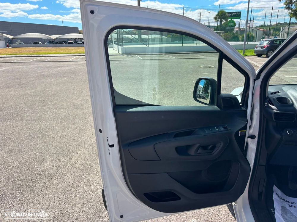 Opel Combo 1.5 CDTi 102cv L1 H1 ENJOY - AC - IVA DEDUTÍVEL - 22