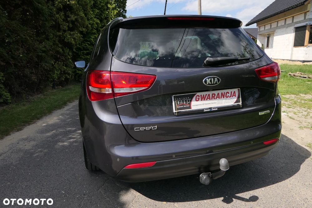 Kia Ceed 1.6 GDI L - 12