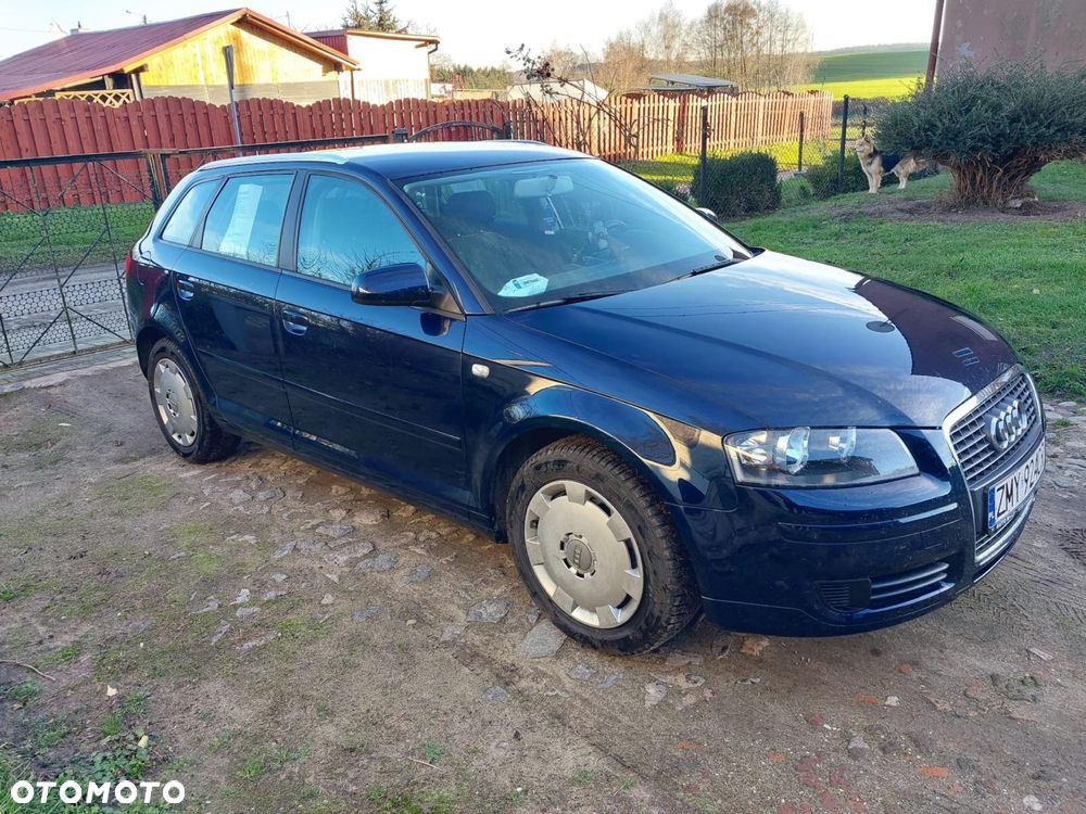 Audi A3 Sportback - 2