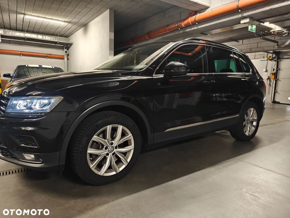 Volkswagen Tiguan - 16