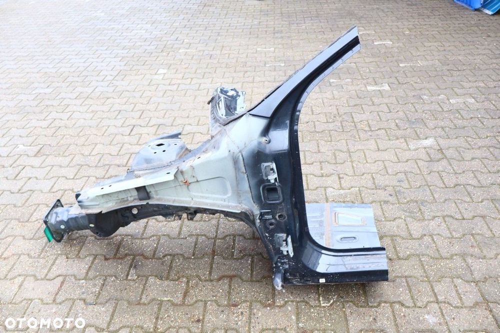 VOLVO XC60 I LIFT ĆWIARTKA LEWA PRZÓD 492-46