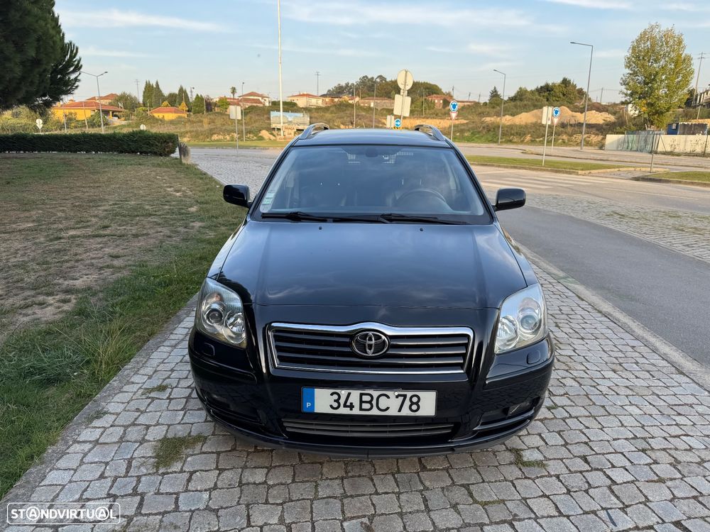 Toyota Avensis SW 2.2 D-CAT Sol+GPS - 32