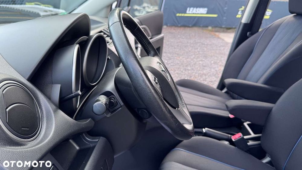 Mazda 5 2011