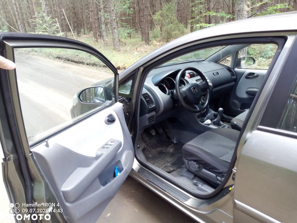 Honda City 1.4 Comfort - 11