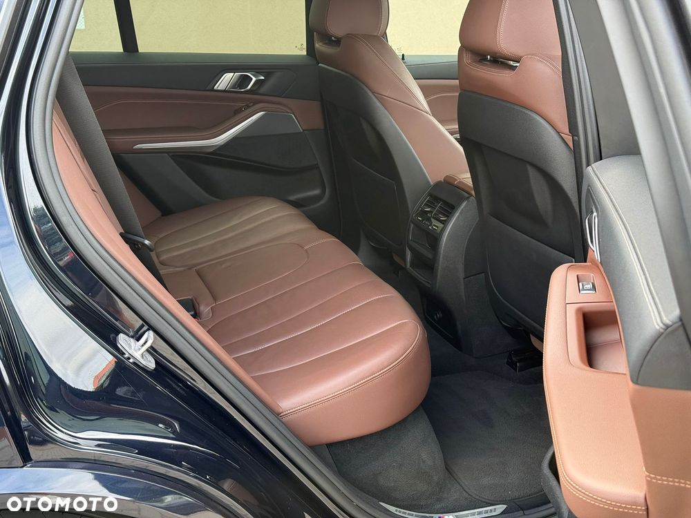 BMW X5 xDrive40i mHEV - 10