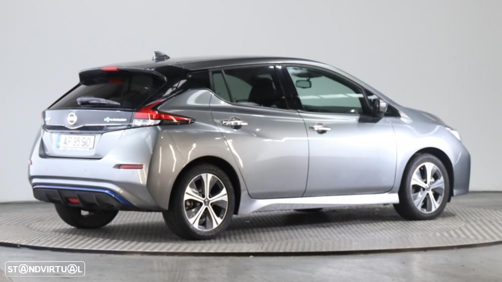 Nissan Leaf N-Connecta - 6