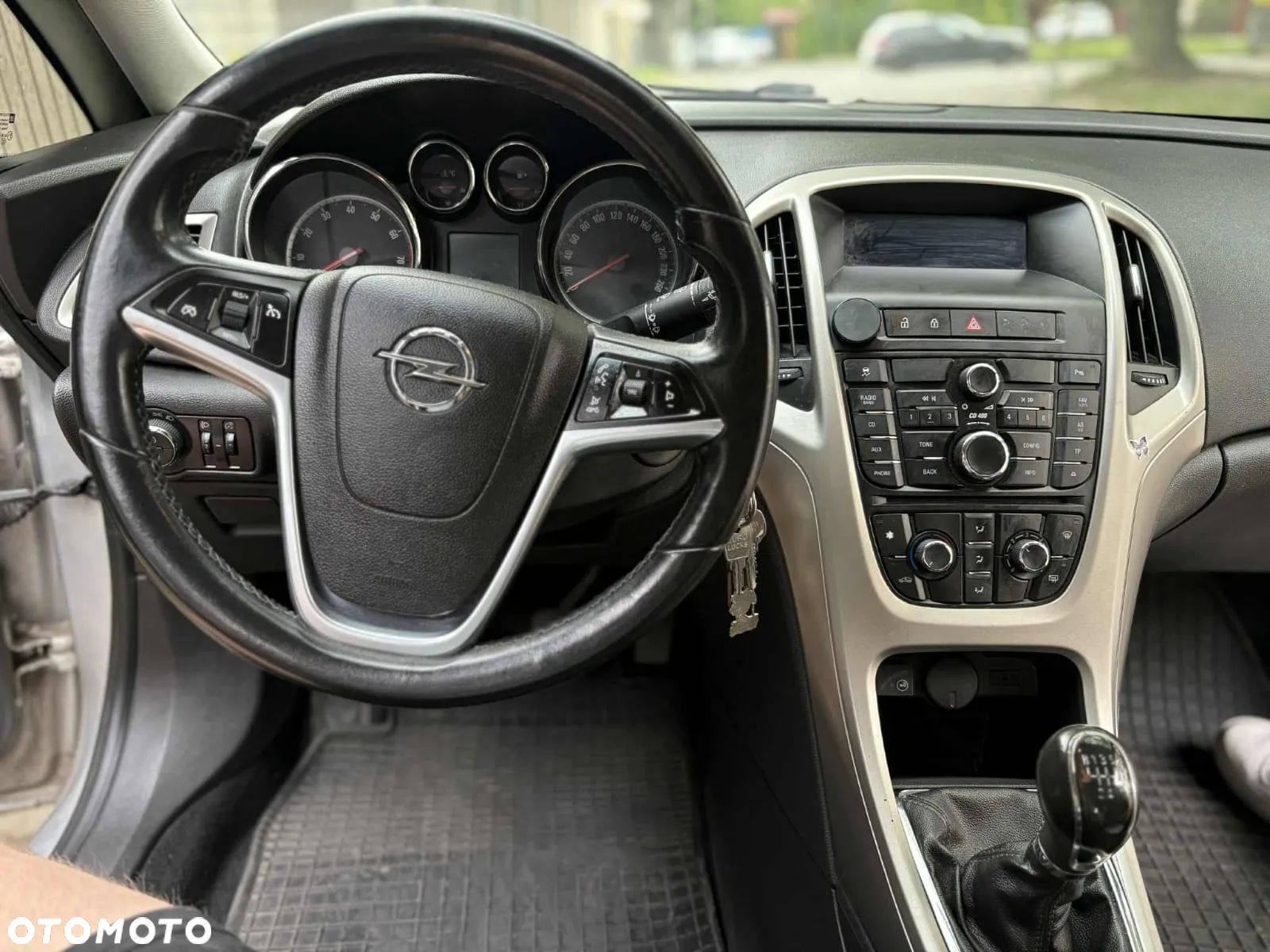 Opel Astra IV 1.6 Essentia - 1