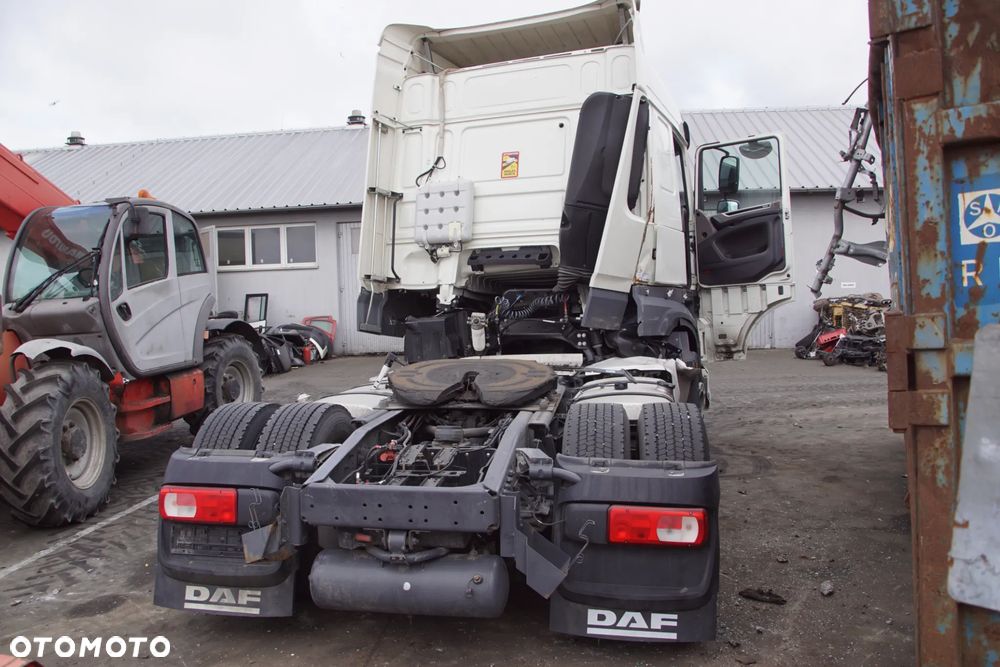 Auto na części - DAF XF 480 FT 12.9 483 KM MX-13 12TX2210 TD 2021R Silnik Skrzynia Drzwi Kabina Siodło Lusterko Klamka Szyba Lampa Deska Kokpit Sterownik Moduł Czujnik Panel Kierownica - 4