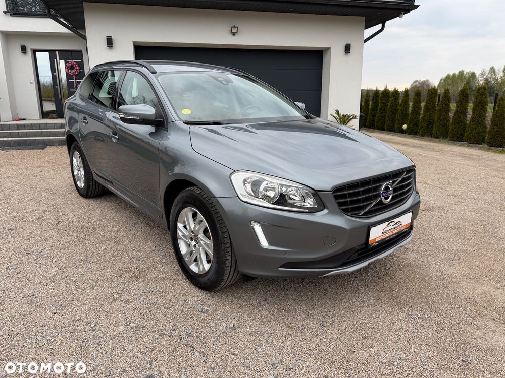 Volvo XC 60 D3 SCR Momentum - 5