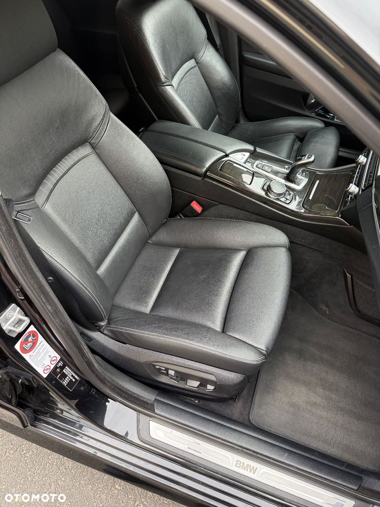 BMW Seria 5 535d - 34