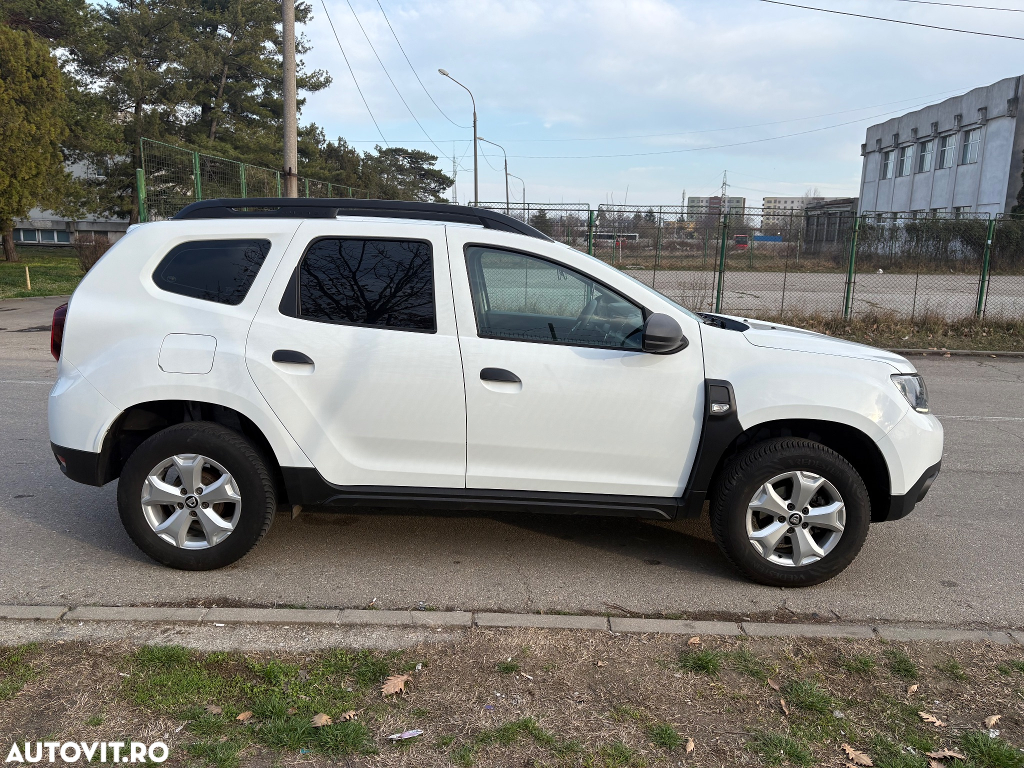 Dacia Duster TCe 100 2WD Access - 4