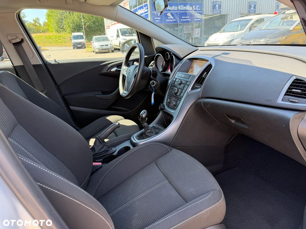 Opel Astra 1.6 - 12