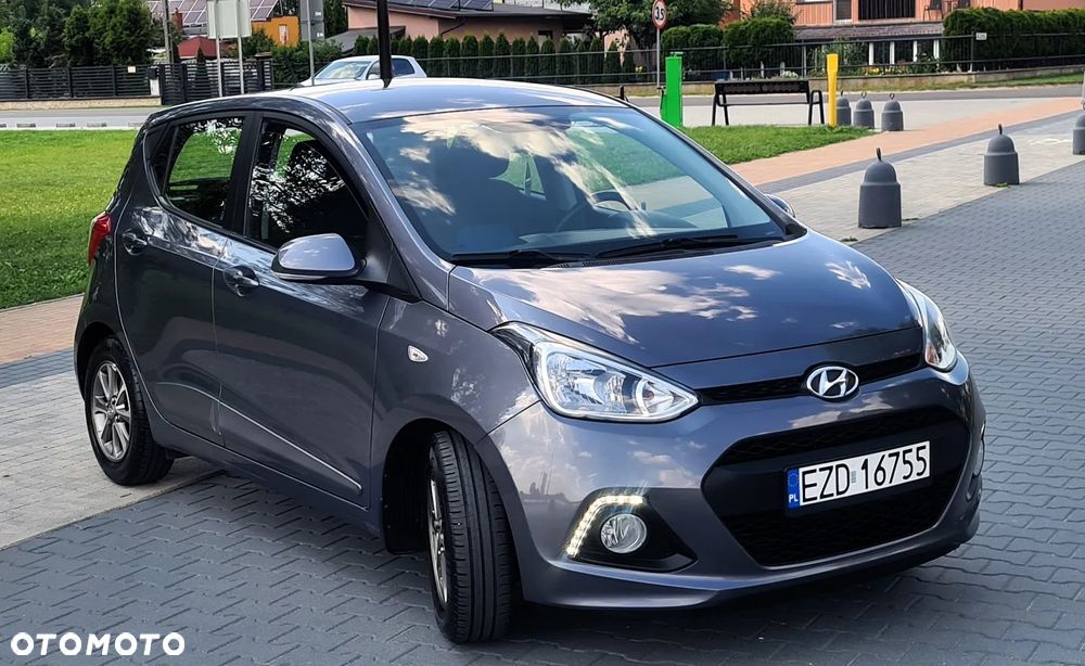 Hyundai i10 1.0 Premium - 12