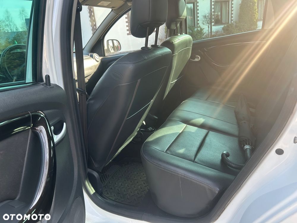 Dacia Duster 1.6 16V 4x2 Prestige - 10