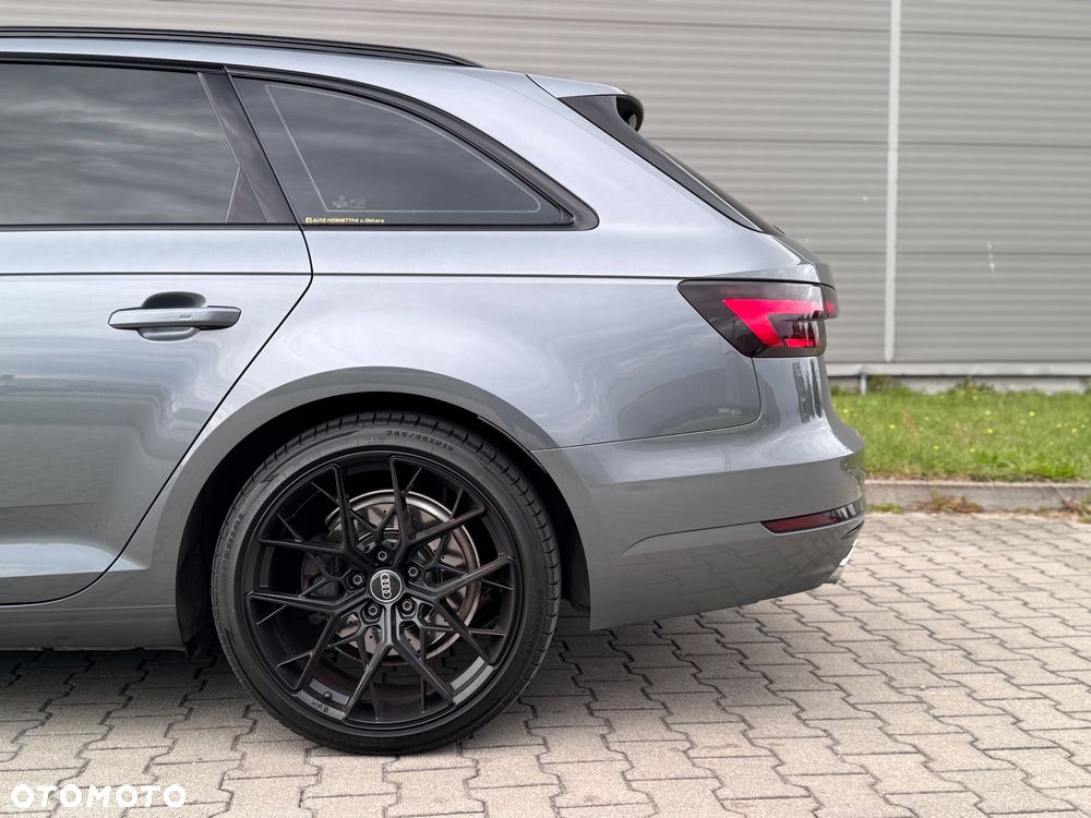 Audi A4 - 24
