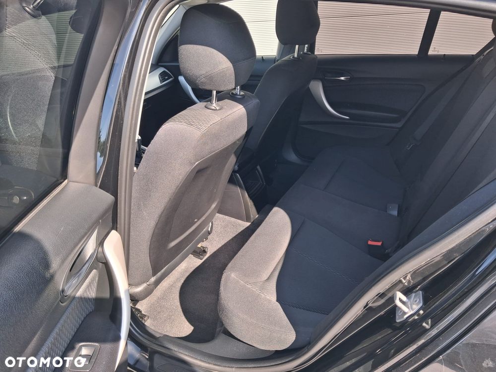 BMW Seria 1 - 26