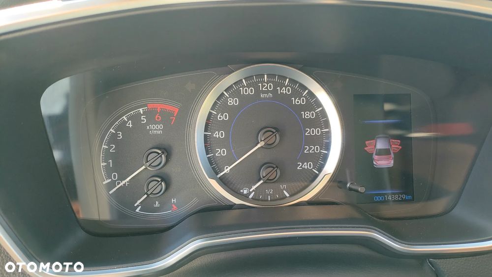 Toyota Corolla - 12