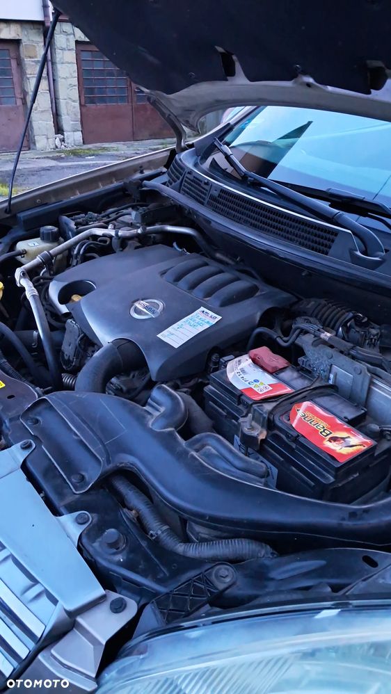 Nissan Qashqai 2.0 dCi DPF tekna - 5