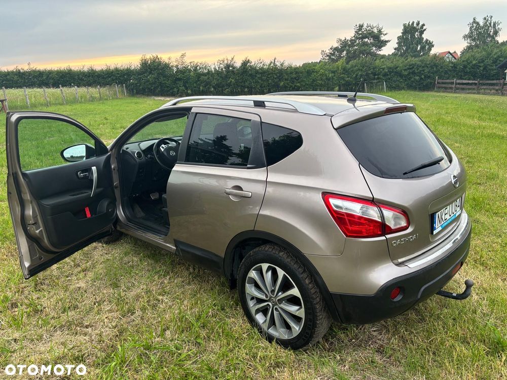 Nissan Qashqai 2.0 4x4 Lounge CVT - 18
