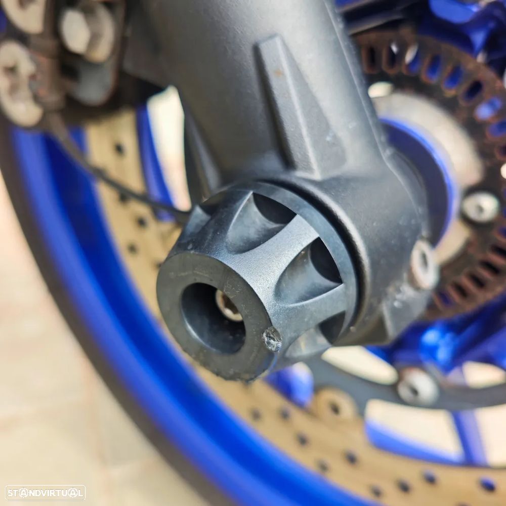 Yamaha MT-07 - 2