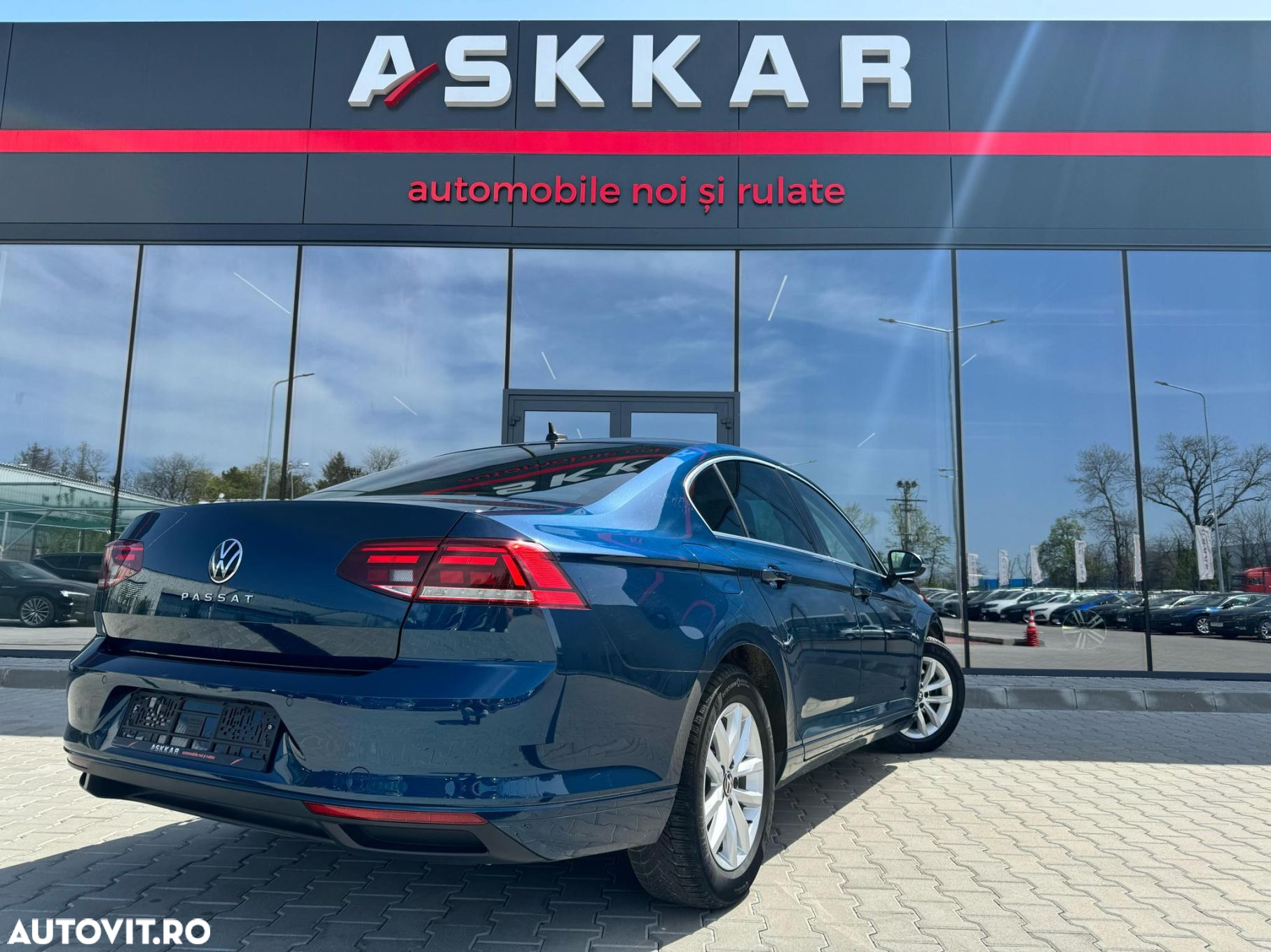 Volkswagen Passat 2.0 TDI DSG Comfortline - 5