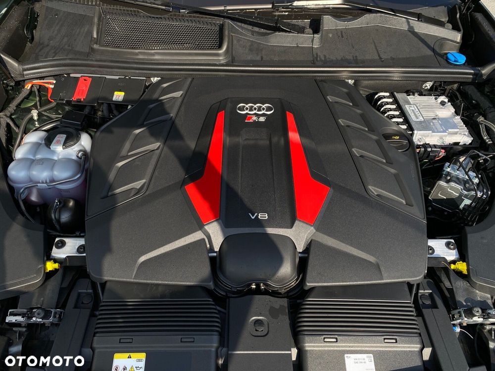 Audi RS Q8 - 12