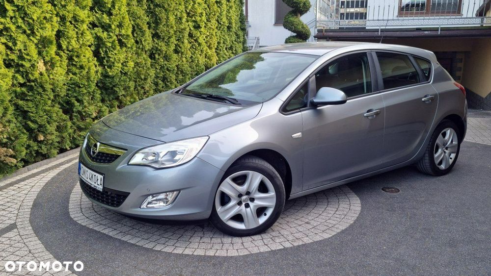 Opel Astra - 2