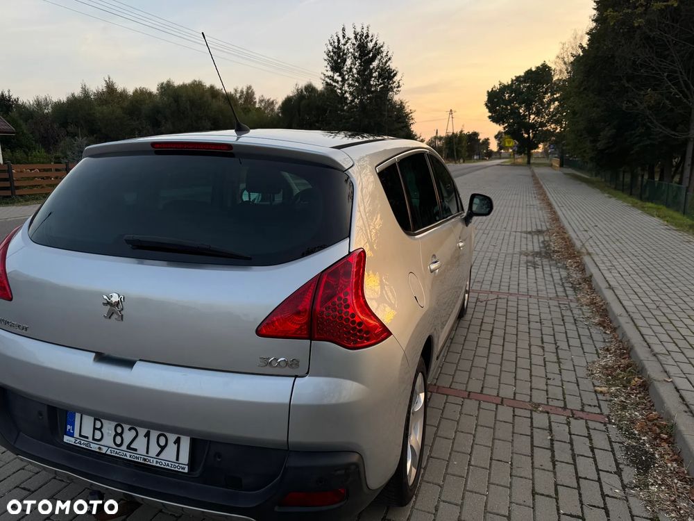 Peugeot 3008 2.0 HDi Allure - 4