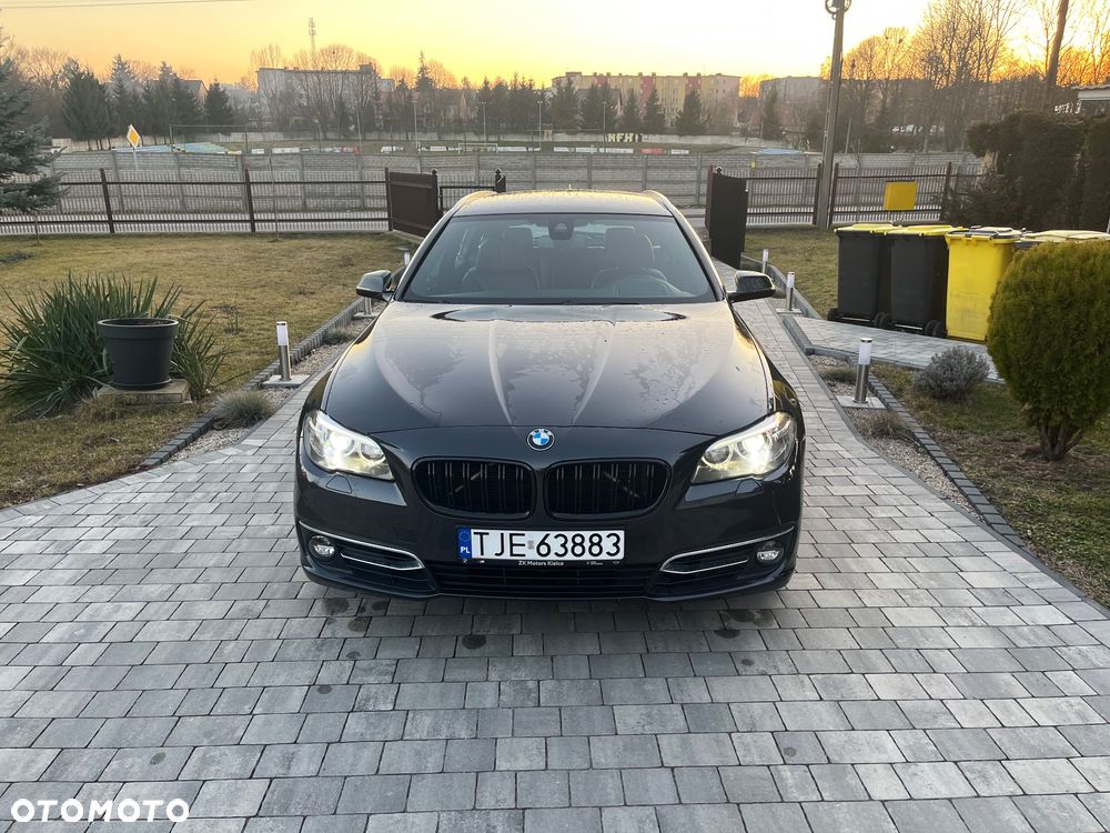 BMW Seria 5 530d xDrive - 7