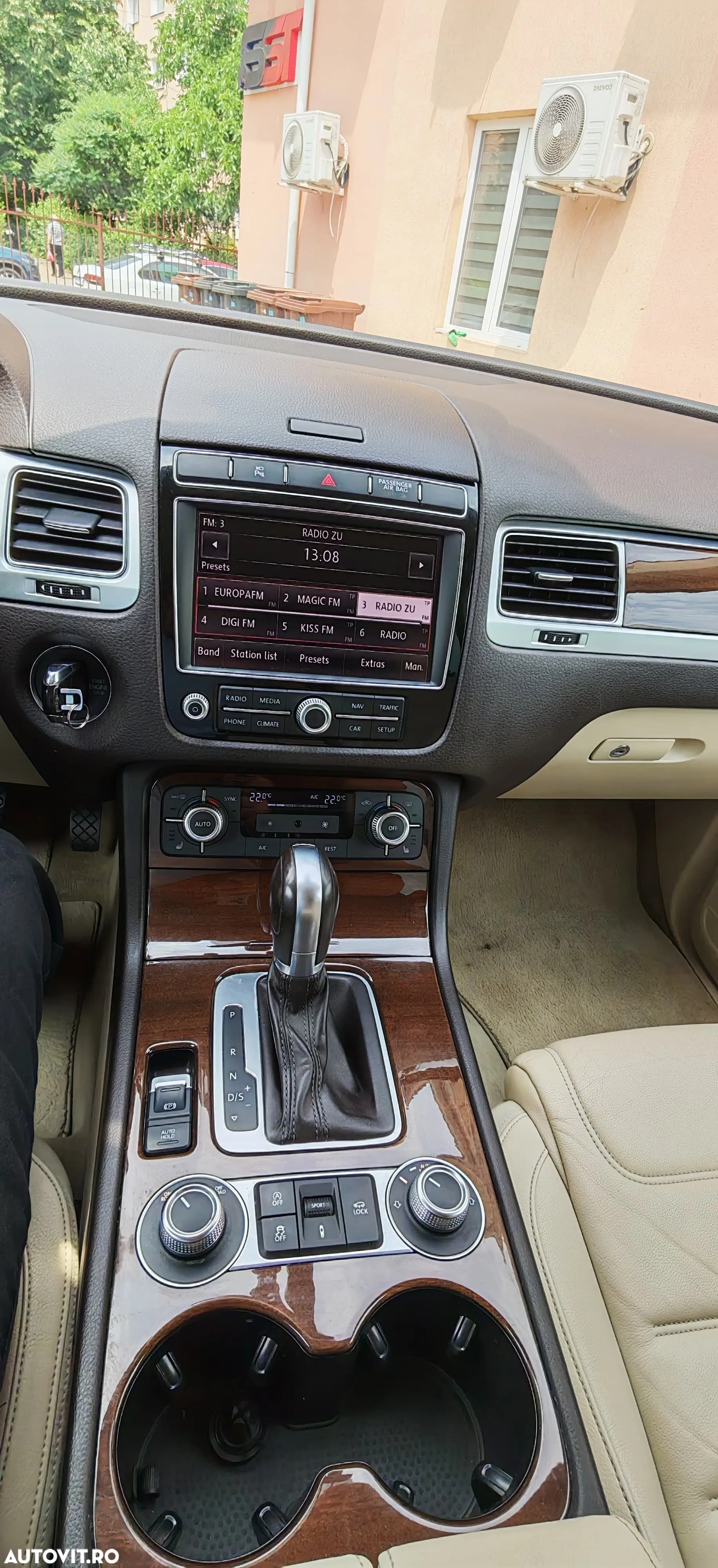 Volkswagen Touareg 3.0 V6 TDI BMT - 16