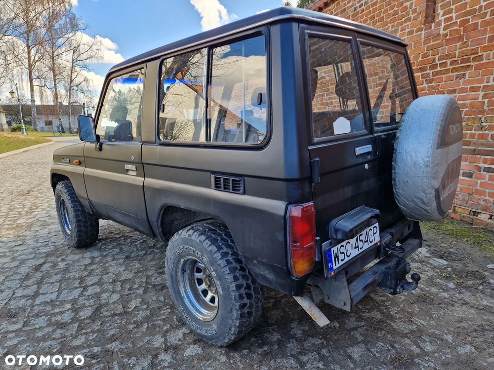 Toyota Land Cruiser LJ70 - 4