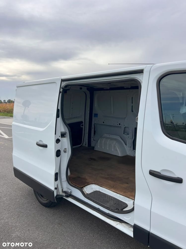 Renault Trafic - 14