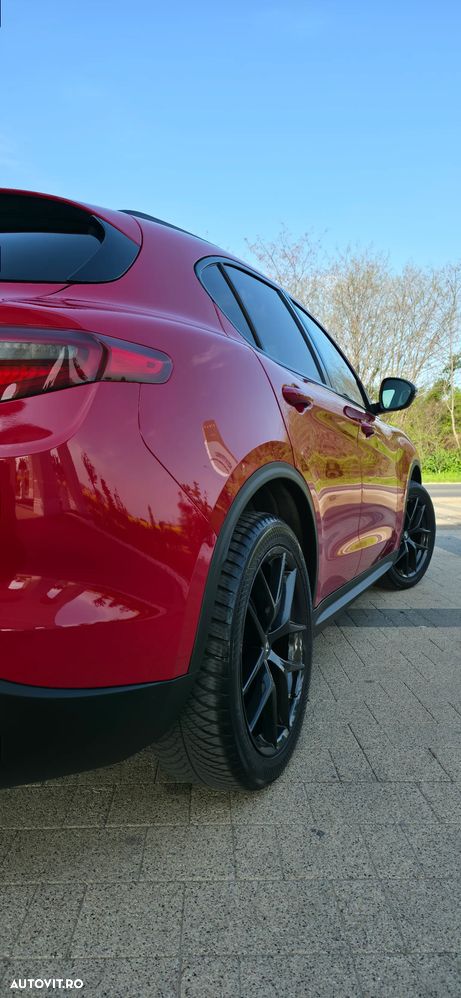 Alfa Romeo Stelvio 2.2 16V AT8 Q4 B-Tech - 11