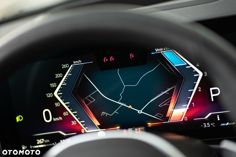 BMW Seria 3 320d xDrive M Sport Shadow sport - 37