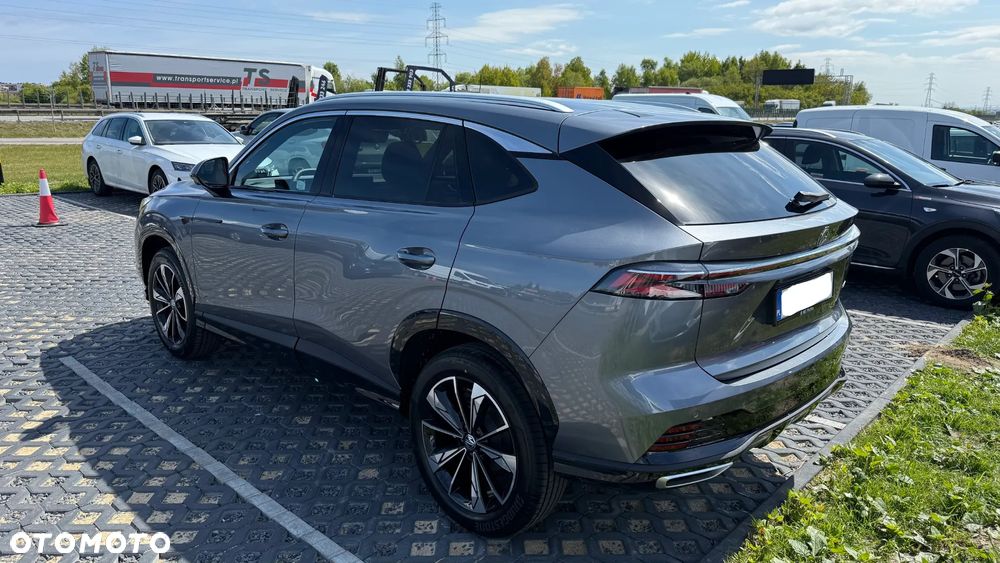 MG HS 1.5 T-GDI Exclusive DCT - 7