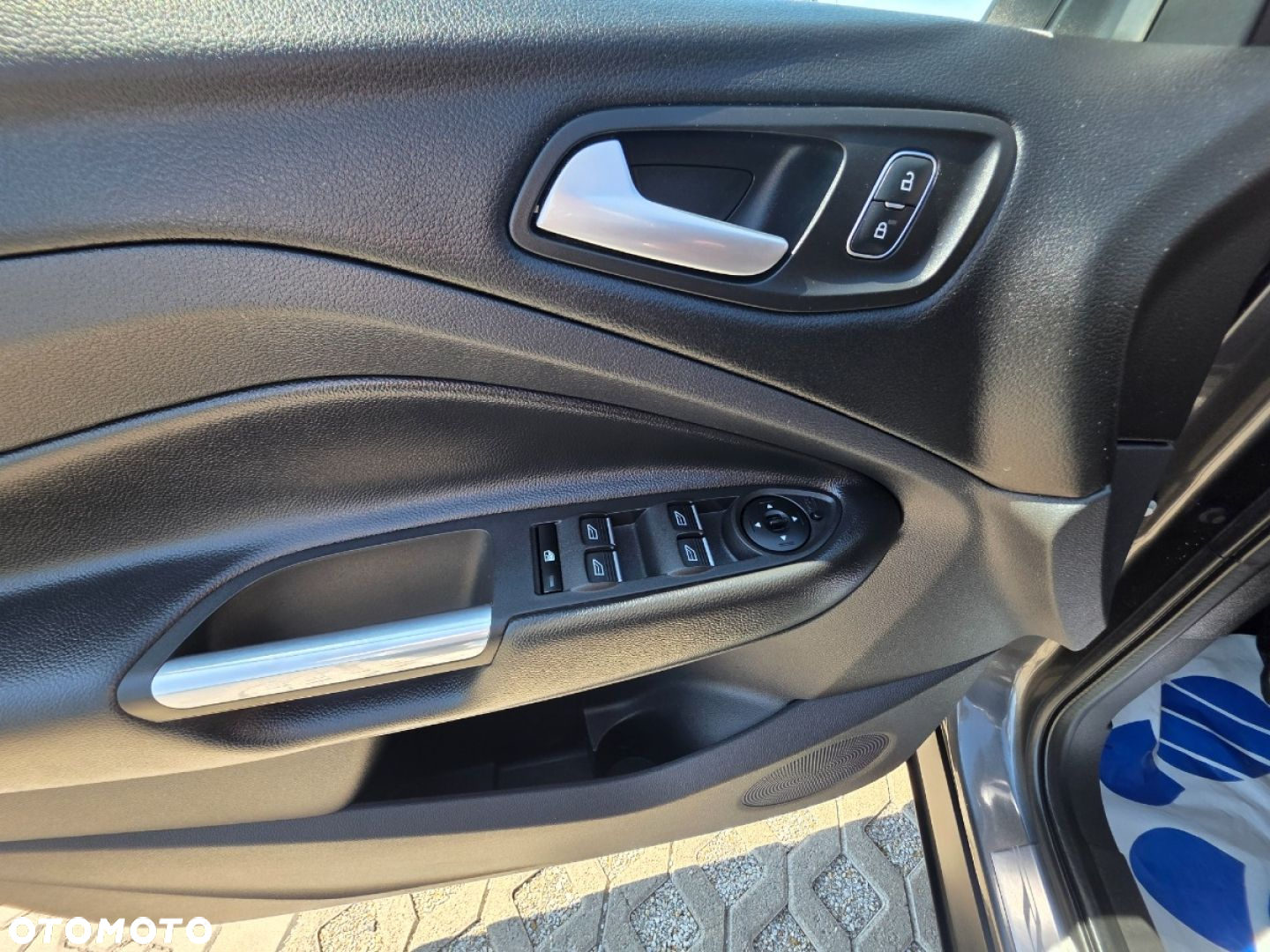 Ford Kuga - 11