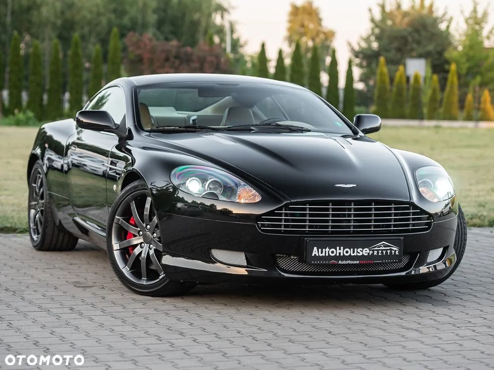 Aston Martin DB9 Touchtronic - 1