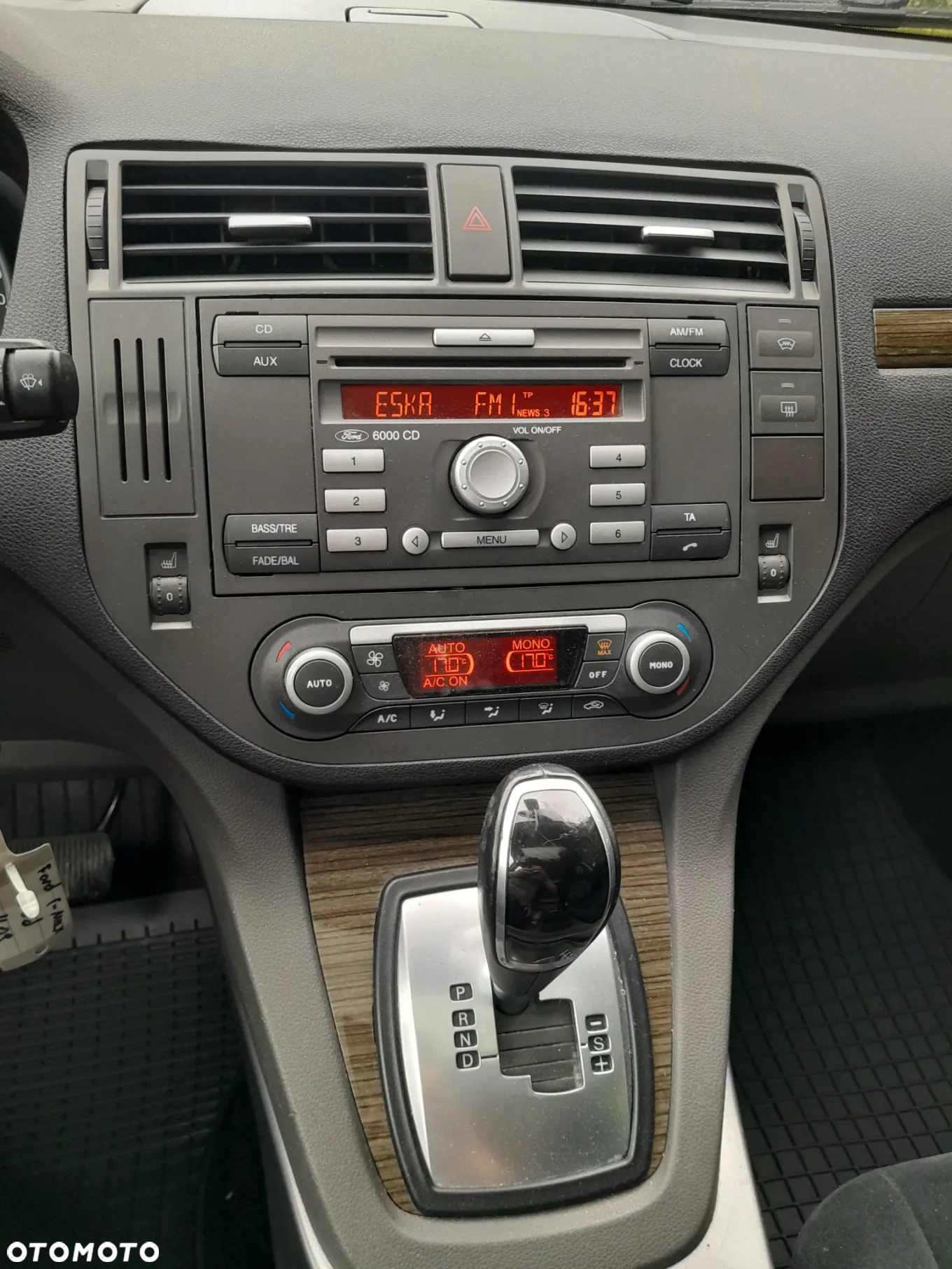 Ford C-MAX 2.0 TDCi DPF Ghia - 20