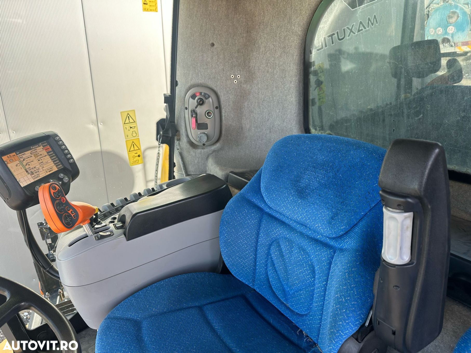 New Holland CR9060 Combina Agricola - 5