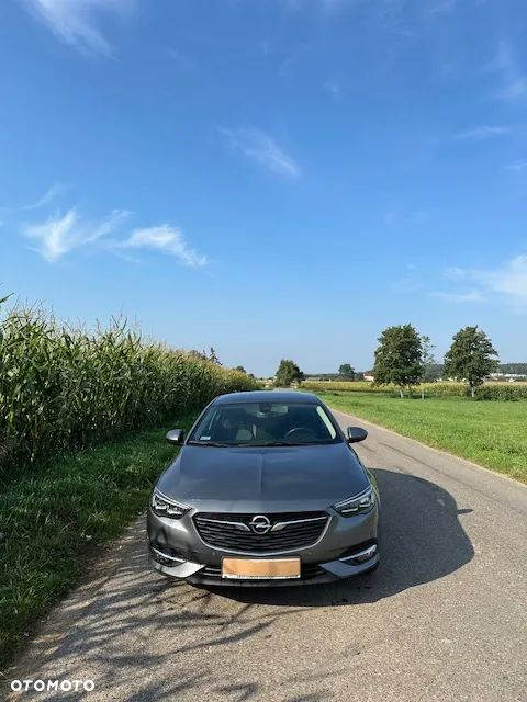 Opel Insignia 1.5 T Enjoy S&S - 12