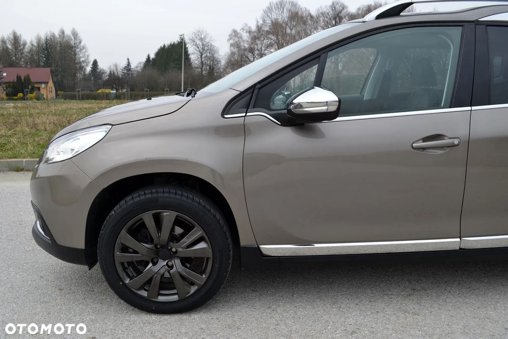 Peugeot 2008 - 8