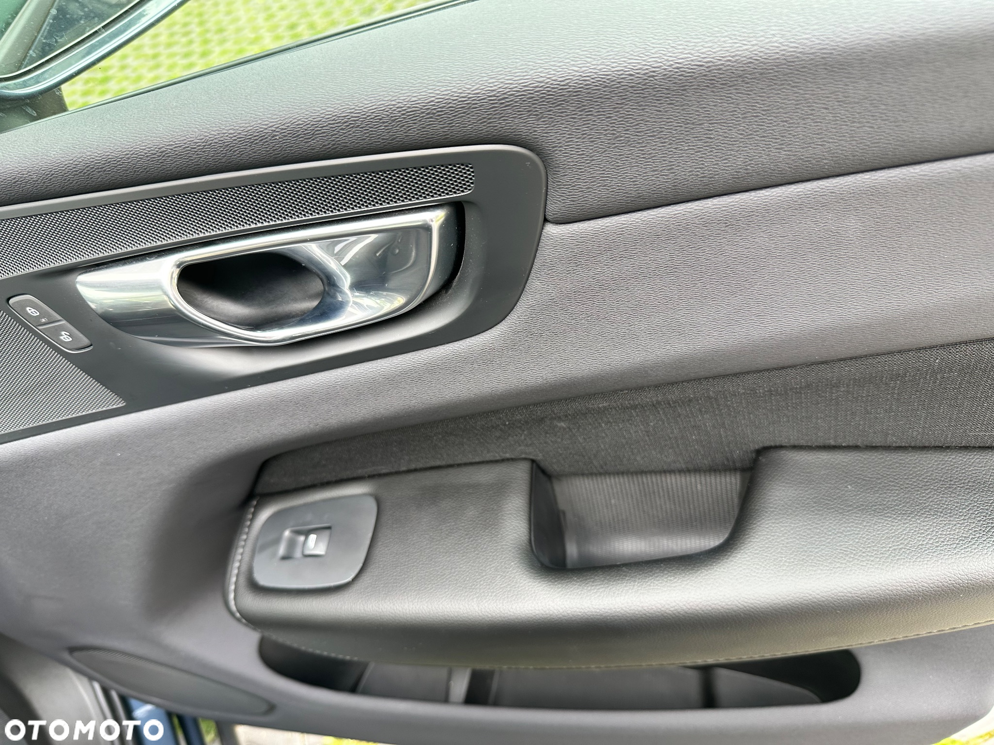 Volvo XC 60 T4 Momentum - 34