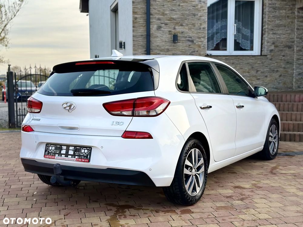 Hyundai i30 1.6 CRDI DCT Style - 11