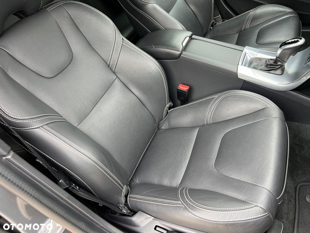Volvo S60 D4 Geartronic Summum - 30