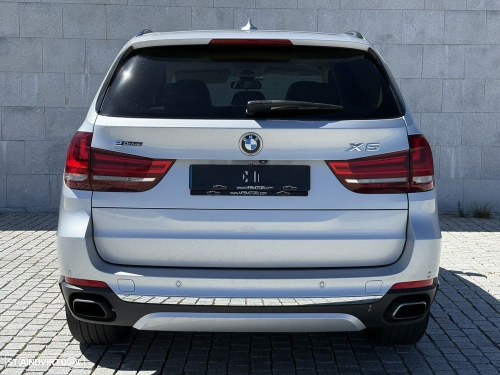 BMW X5 xDrive40e — fotografia 5